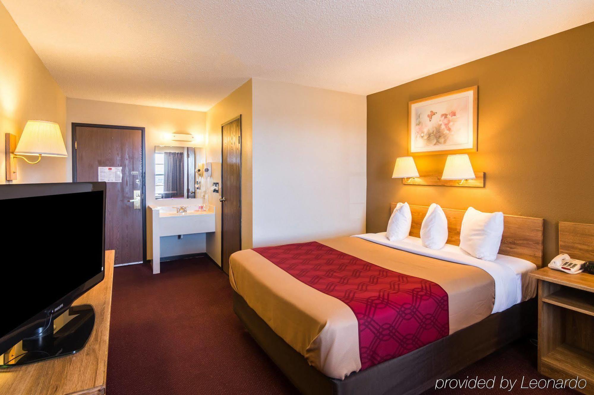 Econo Lodge Dumas Esterno foto