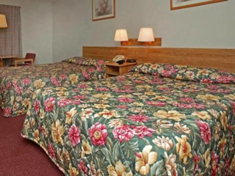Econo Lodge Dumas Esterno foto
